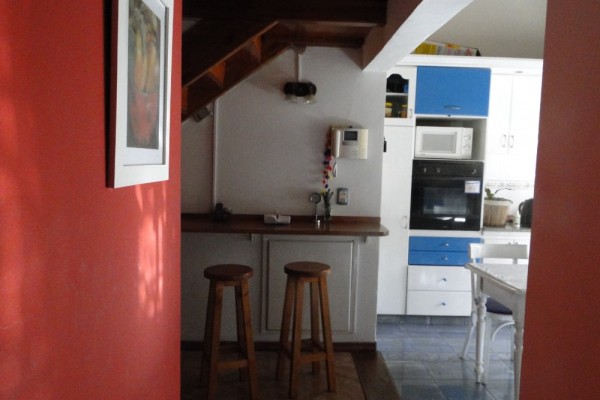 CASA PARA 8/10 PERSONAS - CENTRICA - 3/4 DORMITORIOS - PILETA - GALERIA - PARRILLA - EQUIPAMIENTO FULL