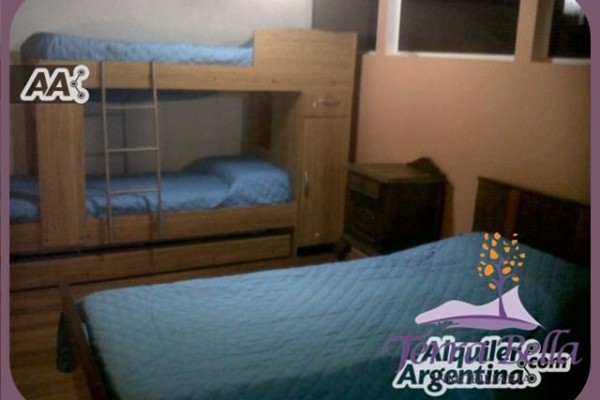 CASA PARA 8/10 PERSONAS - CENTRICA - 3/4 DORMITORIOS - PILETA - GALERIA - PARRILLA - EQUIPAMIENTO FULL