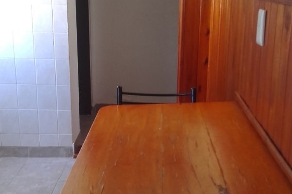 cASA PARA 6 PERSONAS FRENTE AL LAGO! PARQUE - PILETA- VISTA INCREIBLE