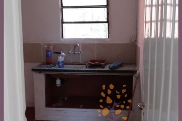 CASA ECONOMICA 2 DORMITORIOS PROXIMA AL RIO