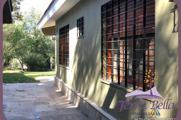 CASA 2 DORM + DEPTO + QUINCHO CON PILETA