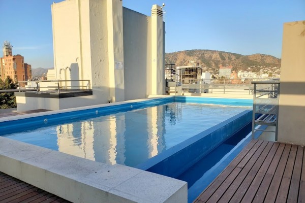 DEPARTAMENTO PARA 6/7 PERSONAS CON PILETA - CENTRICO - COCHERA - EQUIPAMIENTO FULL
