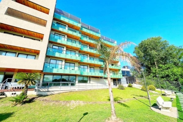 DEPARTAMENTO PARA 6/7 PERSONAS CON PILETA - CENTRICO - COCHERA - EQUIPAMIENTO FULL