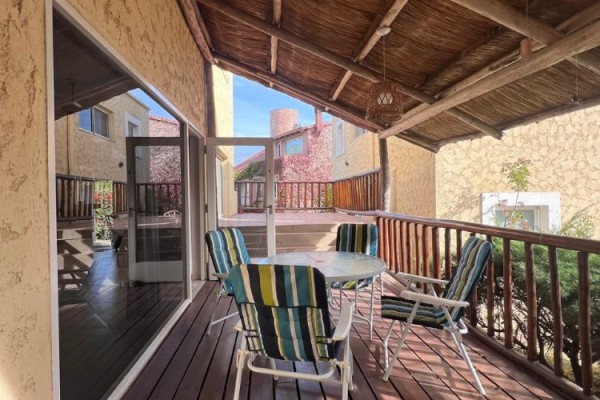 EXCLUSIVO CONDOMINIO SOBRE EL LAGO! PISCINA CLIMATIZADA, QUIMNCHO, BAJADA PROPIA!