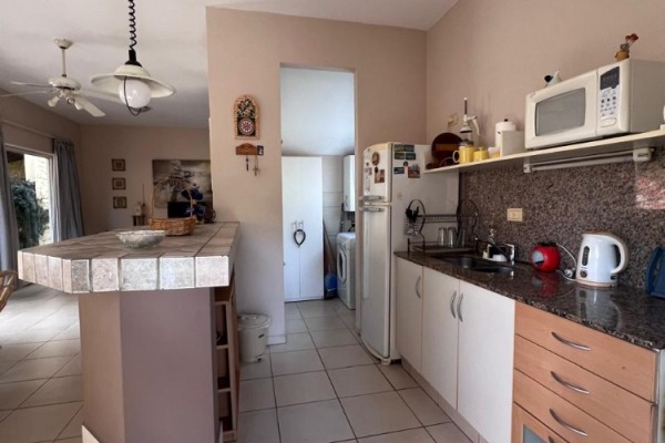 EXCLUSIVO CONDOMINIO SOBRE EL LAGO! PISCINA CLIMATIZADA, QUIMNCHO, BAJADA PROPIA!
