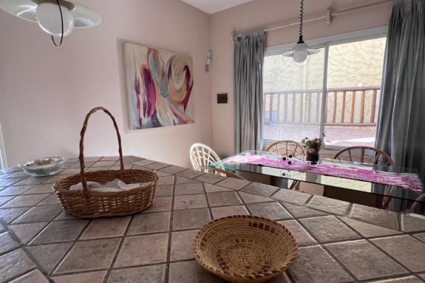 EXCLUSIVO CONDOMINIO SOBRE EL LAGO! PISCINA CLIMATIZADA, QUIMNCHO, BAJADA PROPIA!