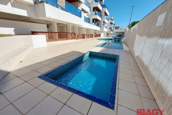 HERMOSO Y AMPLIO DEPARTAMENTO PARA 6 CON PILETA, QUINCHO, PARRILLA A 1 CUADRA Y MEDIA DEL MAR