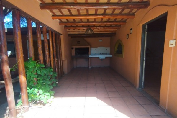 CABAÑA Nº1: 2 DORMITORIOS