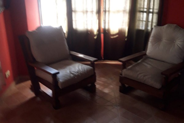 CASA PARA 4 PERSONAS CON PILETA USO EXCLUSIVO 