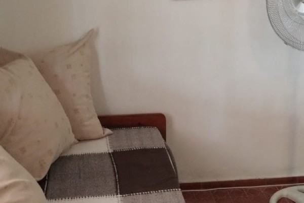 CASA CON PARQUE Y PILETA PARA 5 PERSONAS