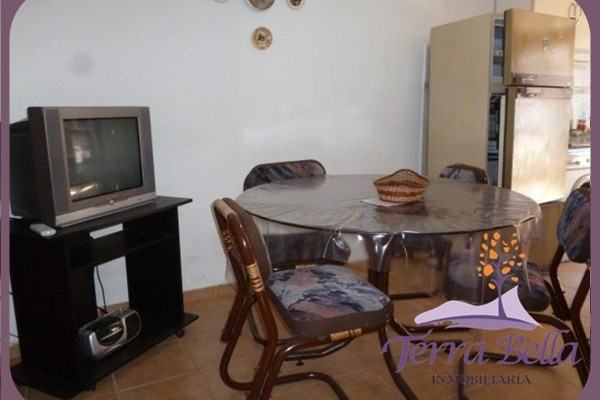 CASA PARA 4/5 PERSONAS CON PILETA USO EXCLUSIVO