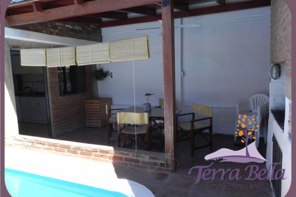 CASA PARA 4/5 PERSONAS CON PILETA USO EXCLUSIVO