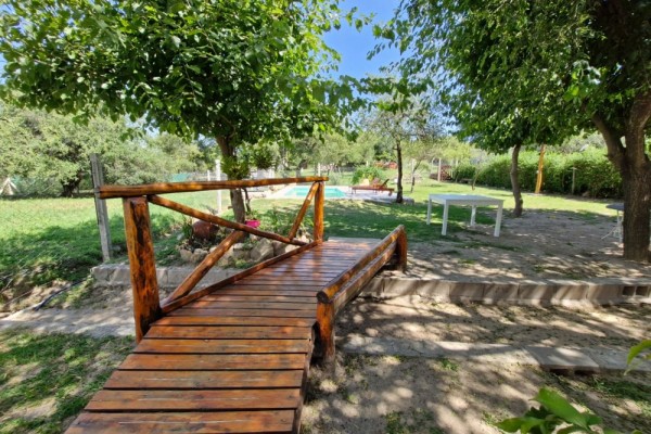 CABAÑAS EN CABALANGO CON PARQUE - PILETA - COCHERA