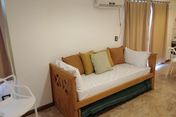 DEPARTAMENTO UN DORMITORIO CON TERRAZA, COCHERA, PISCINA Y QUINCHO