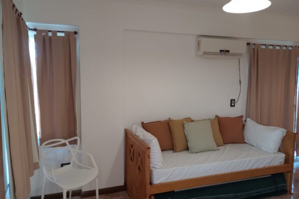 DEPARTAMENTO UN DORMITORIO CON TERRAZA, COCHERA, PISCINA Y QUINCHO
