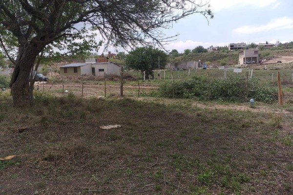 LOTE EN Bº VALLE DEL SOL - SANTA CRUZ DEL LAGO
