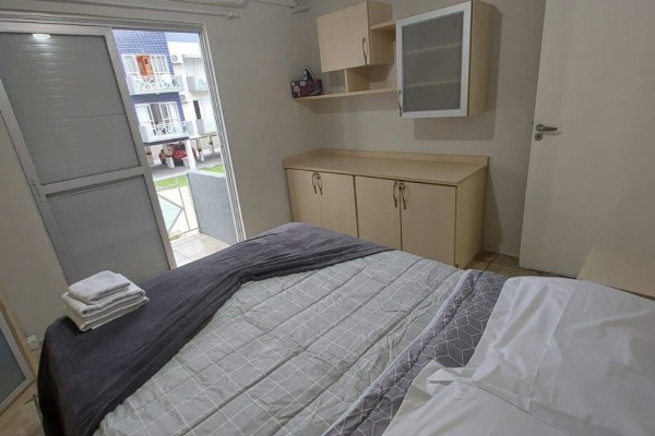 RESID FLORES