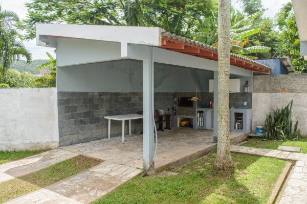 CASA PARA 8 A 500 METROS DEL MAR