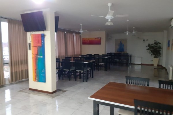 DEPARTAMENTO CENTRICO PARA 5 CON PILETA