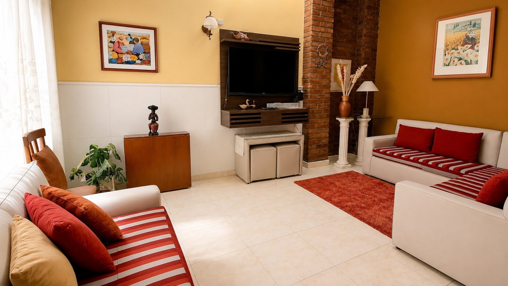 CASA PARA 12 PERSONAS - 5 DORMITORIOS - PILETA CERRADA - QUINCHO - CENTRICA