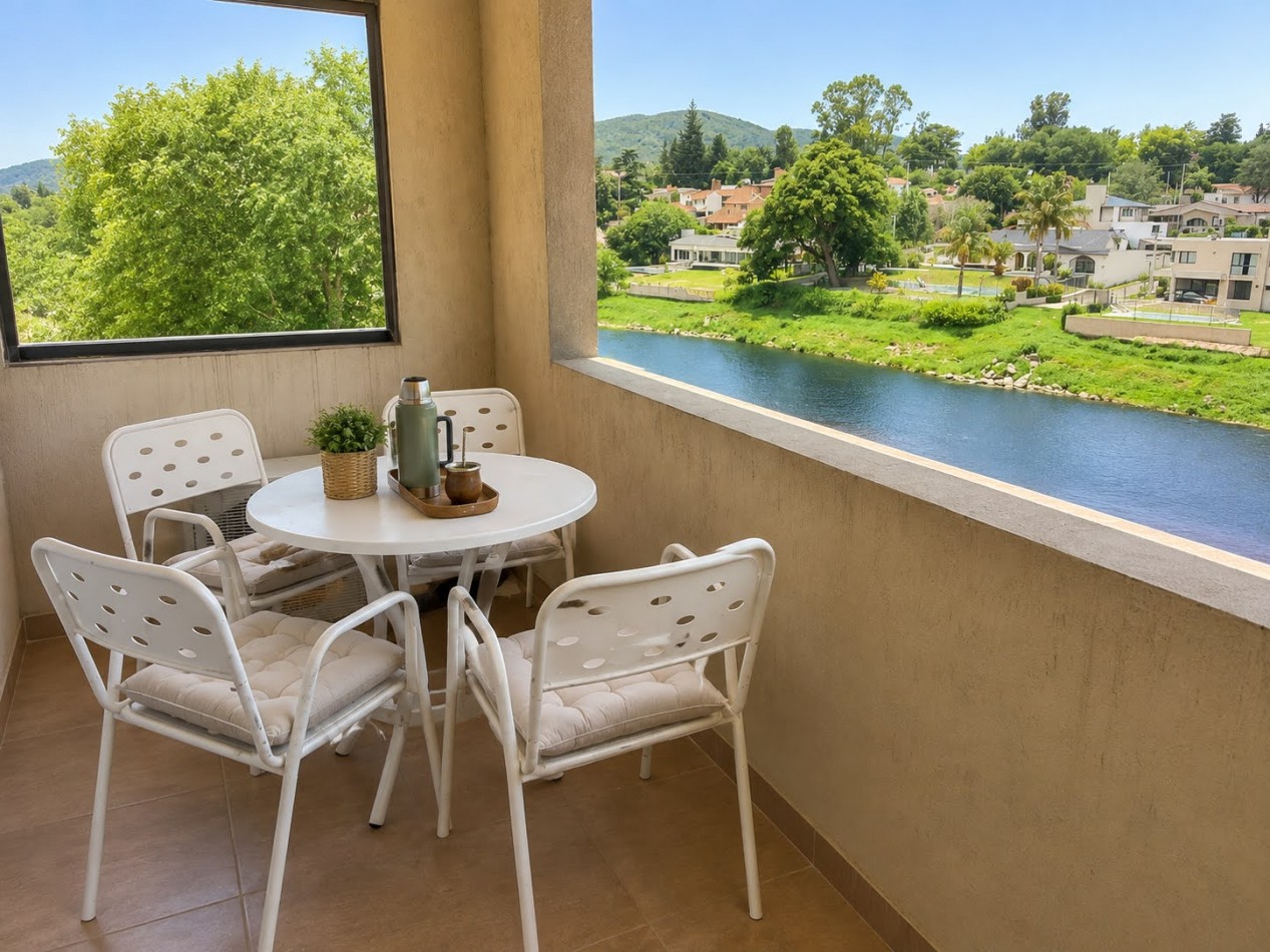 DEPTO 6 PERS - PILETA CLIMATIZADA - CENTRICO - COCHERA - VISTA AL LAGO - QUINCHO 