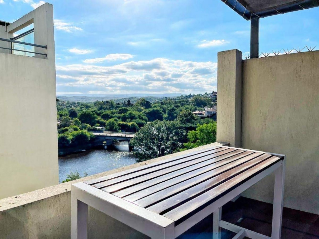 DEPTO 6 PERS - PILETA CLIMATIZADA - CENTRICO - COCHERA - VISTA AL LAGO - QUINCHO 