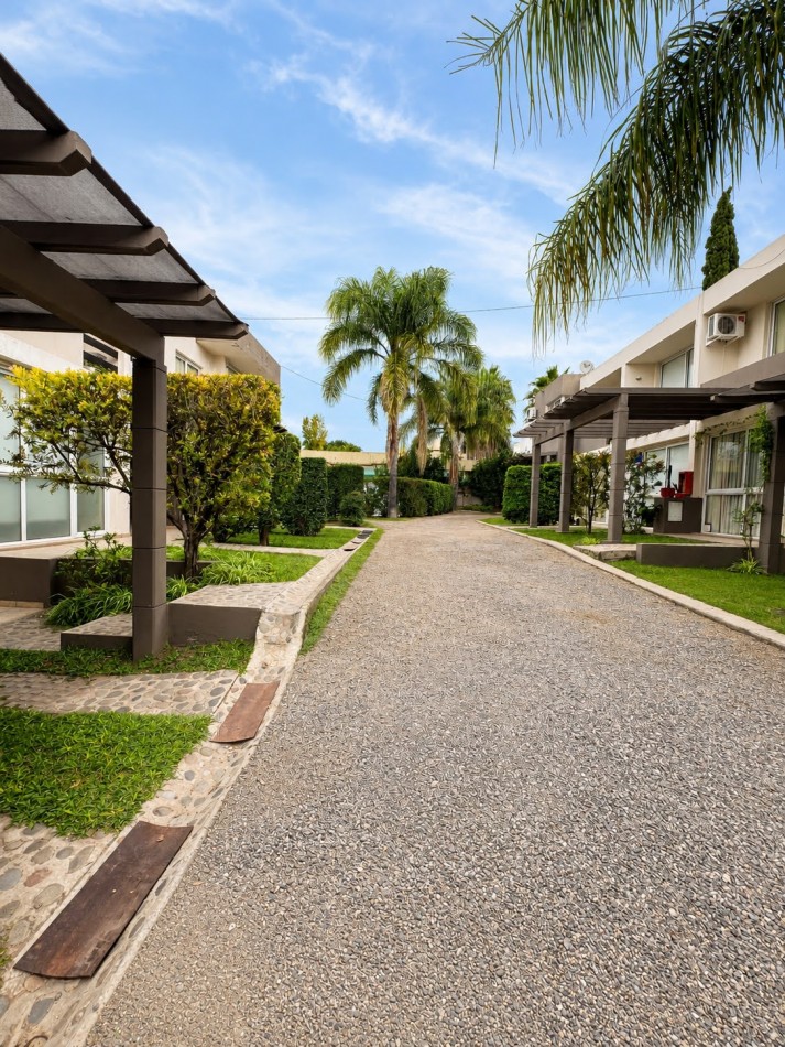 DUPLEX PARA 4 PERSONAS. - PILETA-COCHERA-QUINCHO-ZONA COSTANERA