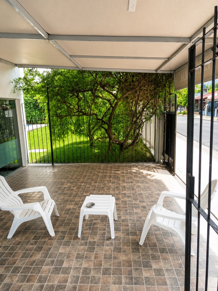 CASA PARA 4/5 PERSONAS CON PILETA Y PARQUE DE USO EXCLUSIVO