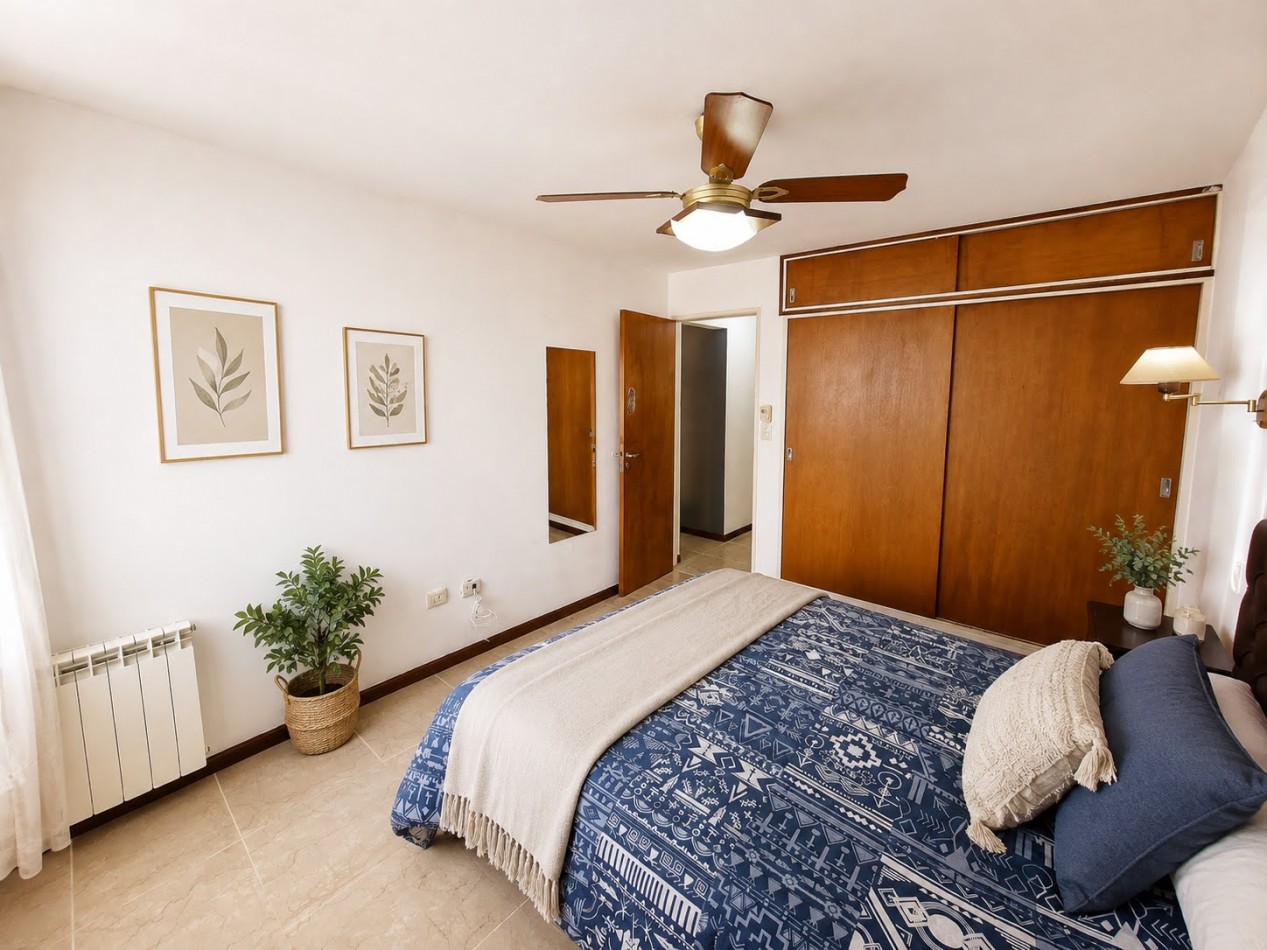 DEPARTAMENTO PARA 4 PERSONAS EN PLENO CENTRO - COCHERA - PISCINA - QUINCHO