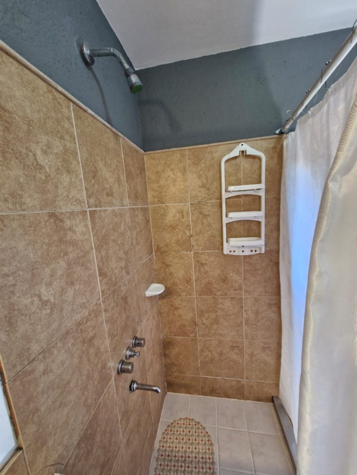 DUPLEX PARA 4 PERSONAS CON COCHERA A METROS DEL RIO