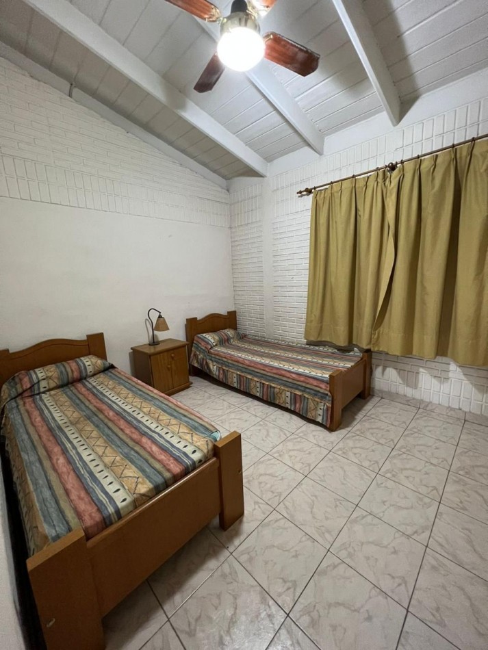 CASA PARA 11 PERSONAS PILETA PARQUE QUINCHO