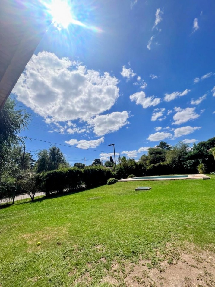 CASA PARA 11 PERSONAS PILETA PARQUE QUINCHO