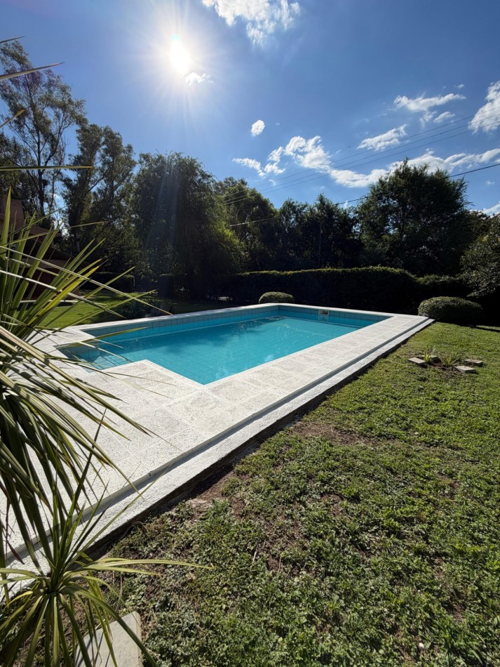 CASA PARA 11 PERSONAS PILETA PARQUE QUINCHO