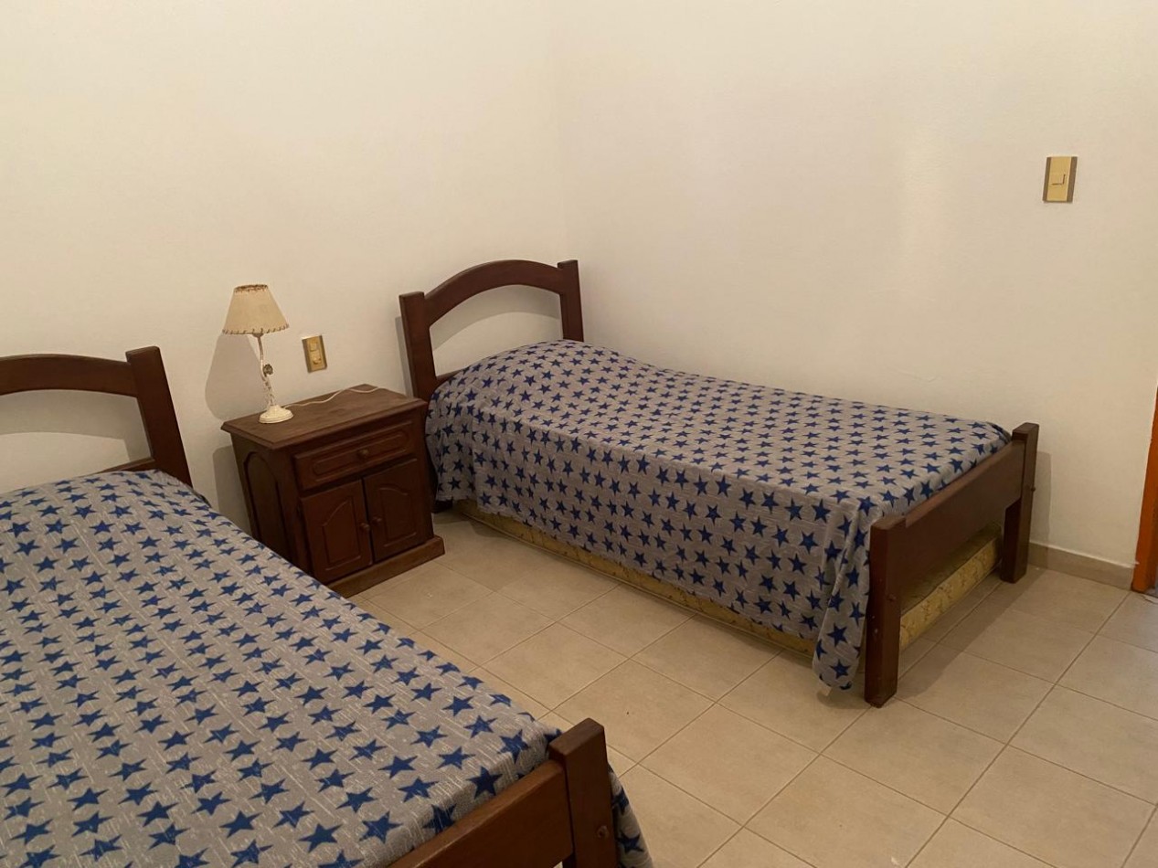 CASA PARA 8 PERSONAS CON PARQUE-QUINCHO-PILETA