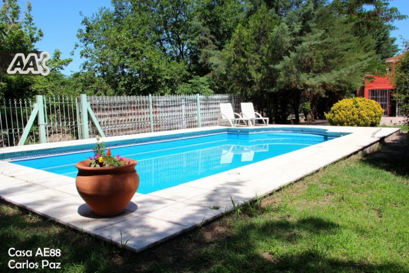 CASA PARA 11 PERSONAS CON PARQUE, PILETA Y QUINCHO