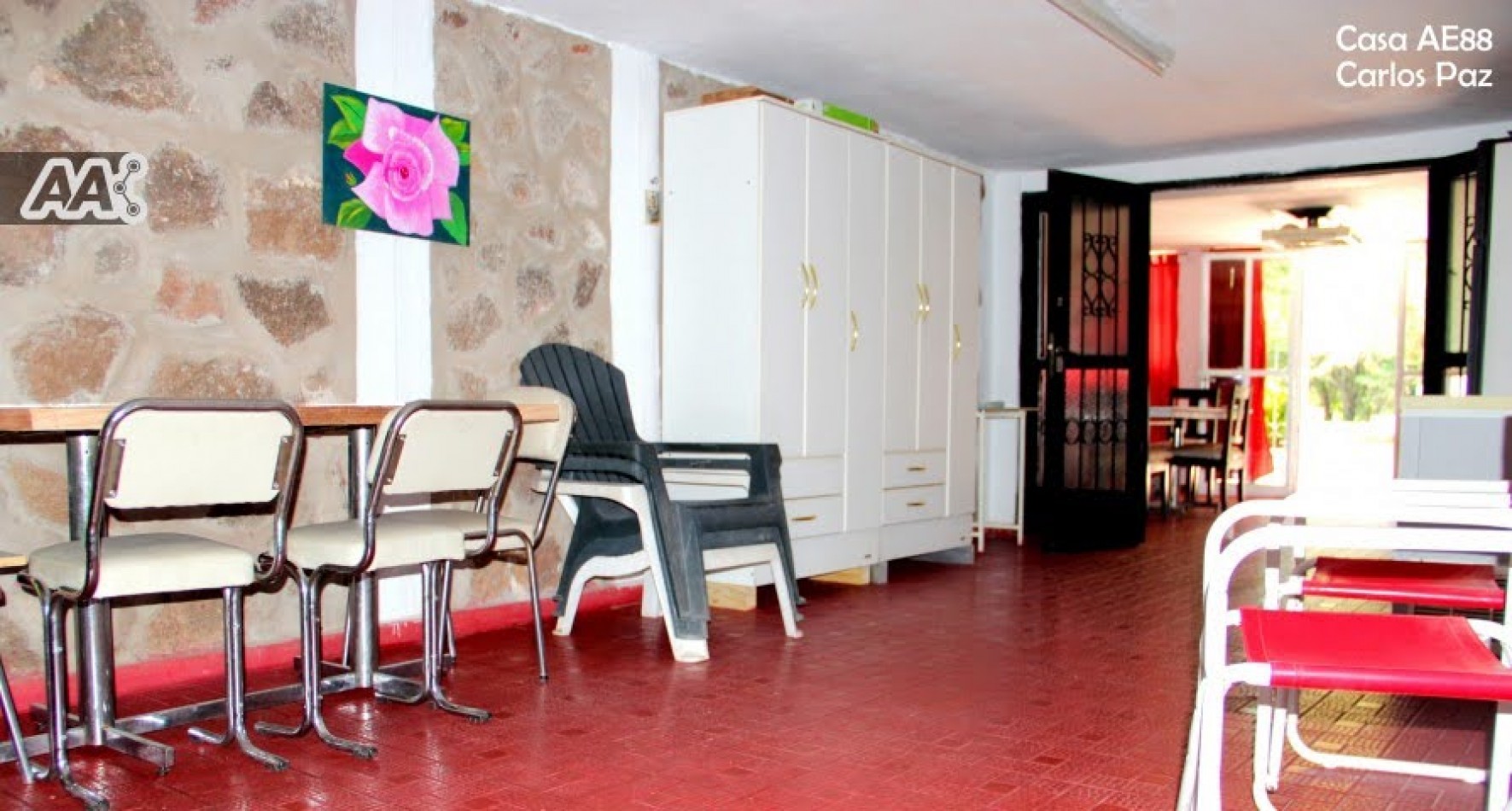 CASA PARA 11 PERSONAS CON PARQUE, PILETA Y QUINCHO
