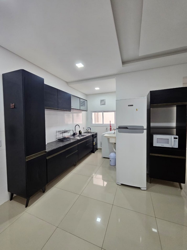 DEPARTAMENTO PARA 5 CON PISCINA - A 300 METROS DEL MAR