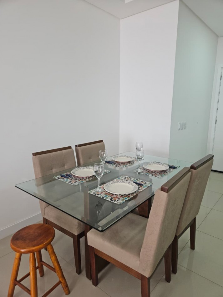 DEPARTAMENTO PARA 5 CON PISCINA - A 300 METROS DEL MAR