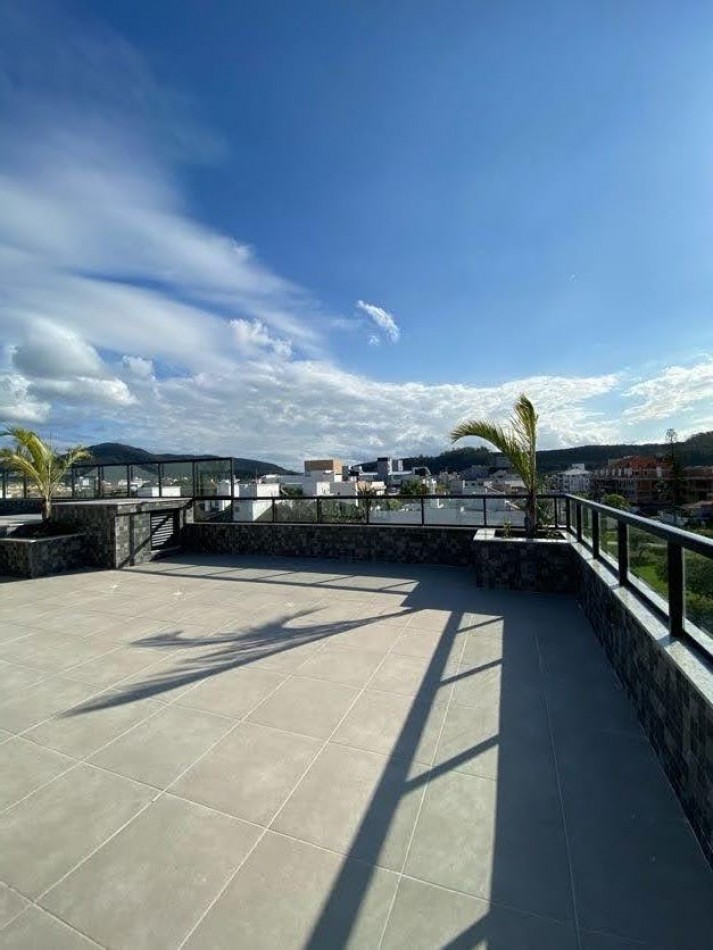 DEPARTAMETOS EN CONDOMINIO CON PISCINA A 850 METROS DEL MAR - INGLESES NORTE