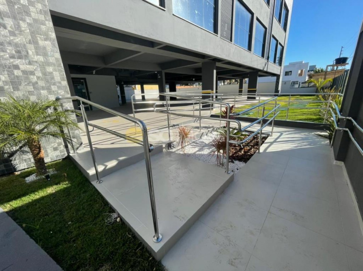 DEPARTAMETOS EN CONDOMINIO CON PISCINA A 850 METROS DEL MAR - INGLESES NORTE