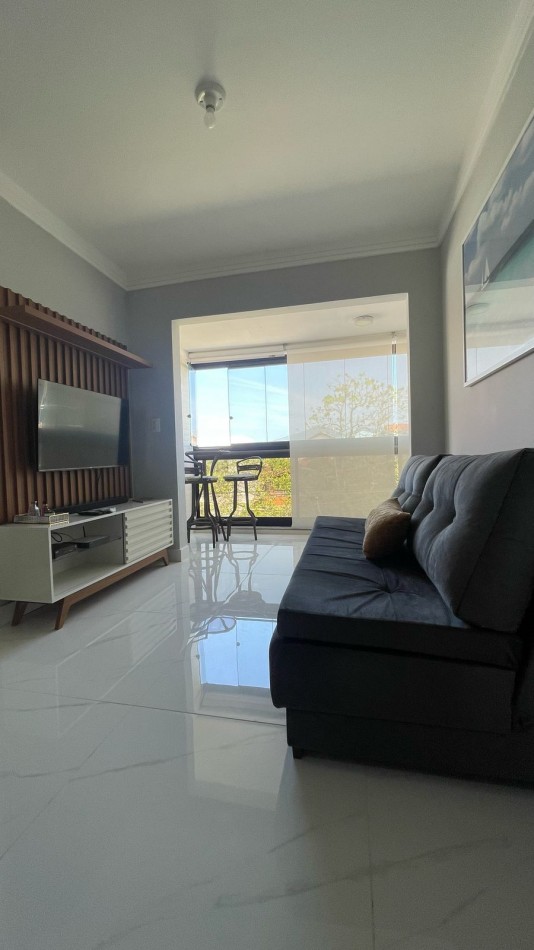 DEPARTAMENTO PARA 6 - A 250 METROS DEL MAR - CON PISCINA - SANTINHO