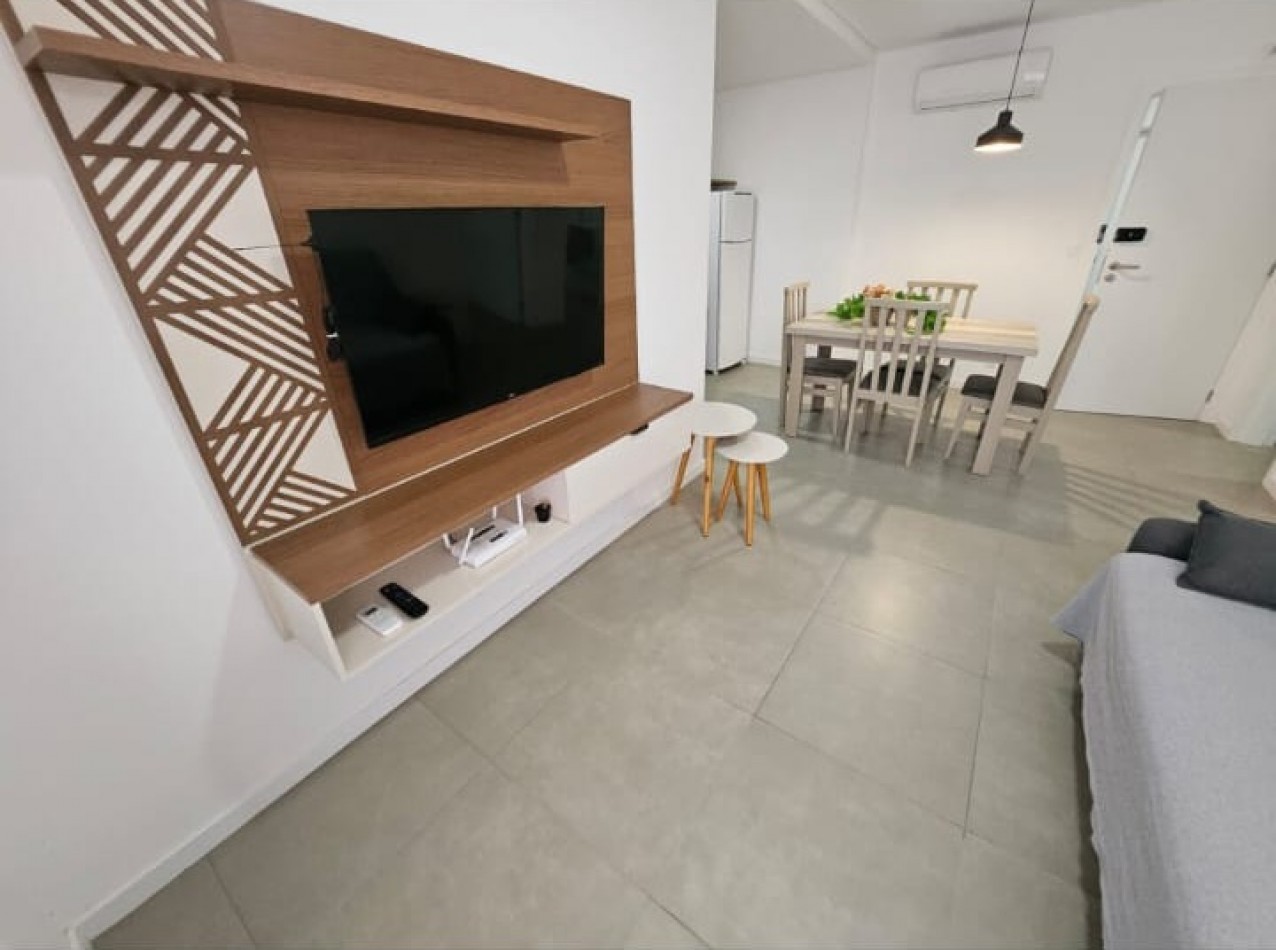 DEPARTAMENTO PARA 4 CON PISCINA - A 550 METROS DEL MAR - INGLESES 