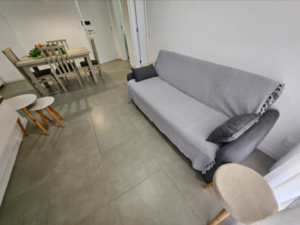 DEPARTAMENTO PARA 4 CON PISCINA - A 550 METROS DEL MAR - INGLESES 