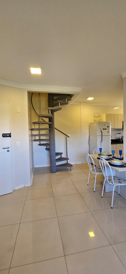 DEPARTAMENTO PARA 6 - A 600 MTS DEL MAR