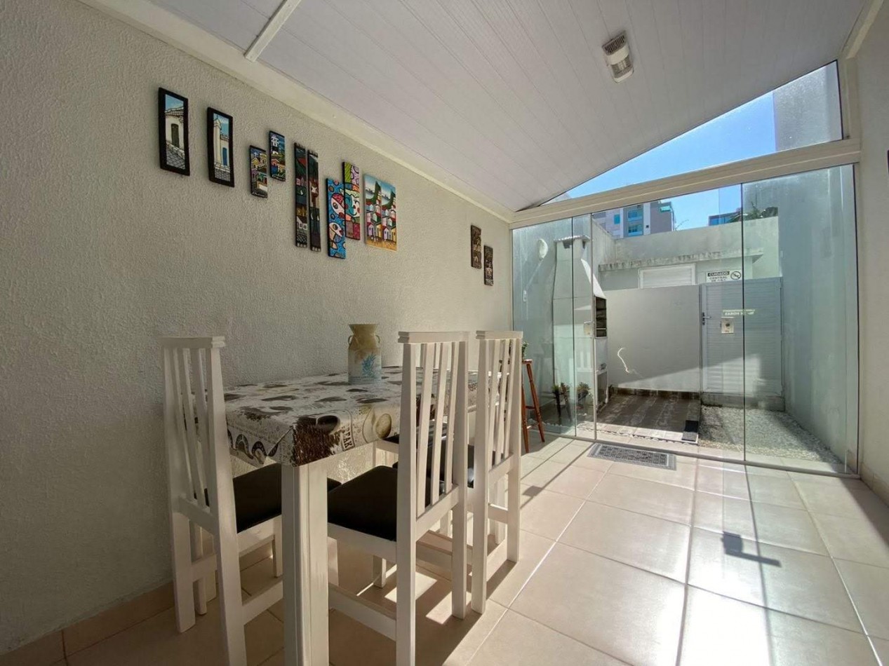 DEPARTAMENTO PARA 4 A 350 METROS DEL MAR CON PATIO - BOMBAS