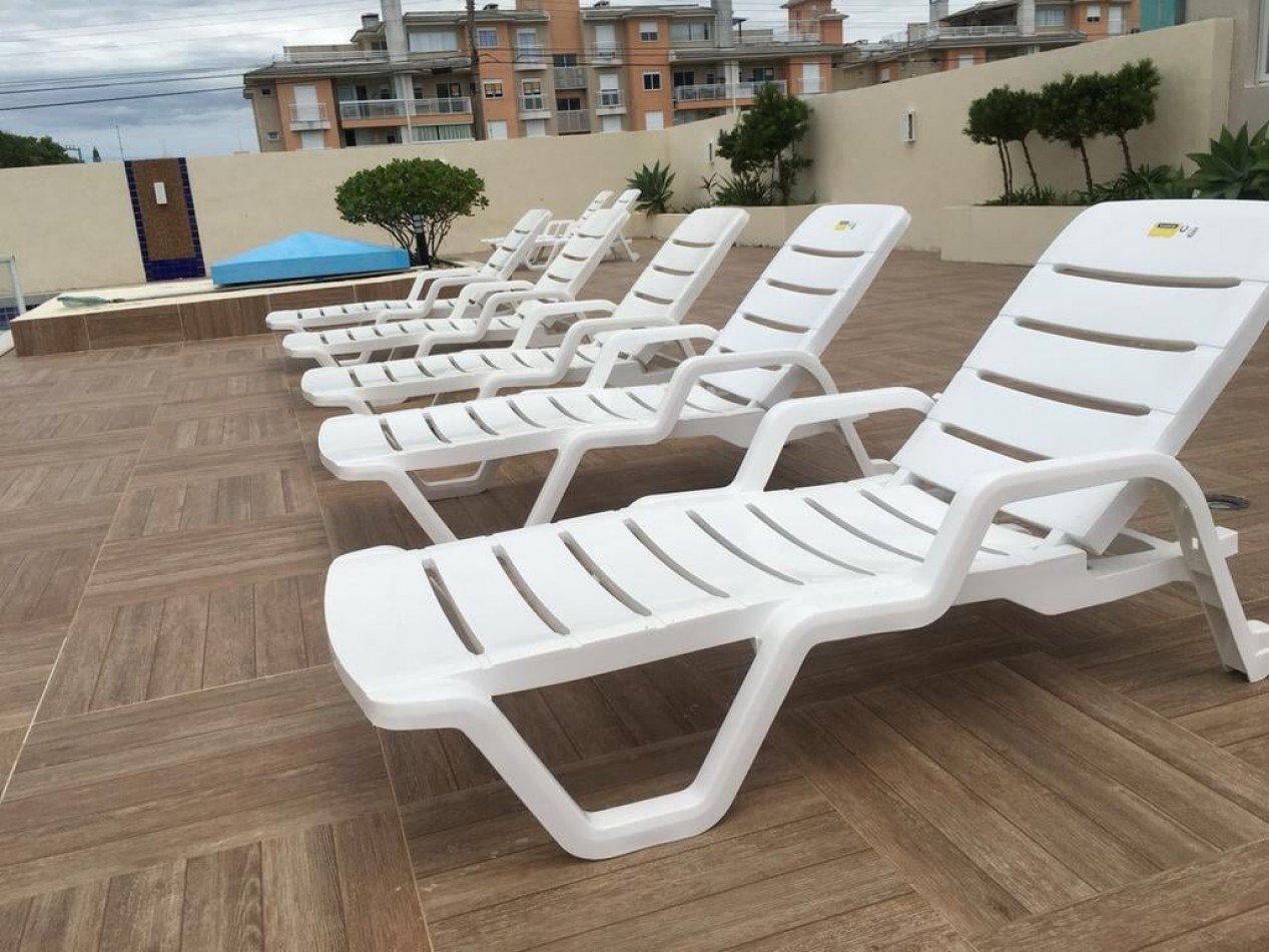 DEPARTAMENTOS FRENTE AL MAR - PILETA CLIMATIZADA - QUINCHO - JUEGOS PARA NIÑOS - SOLARIUM -