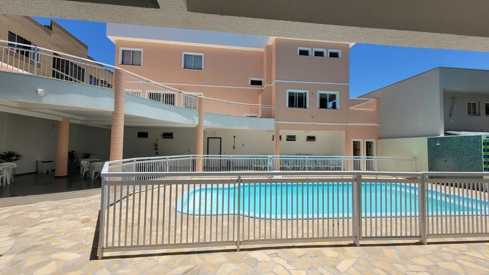 Departamentos en Complejo con Piscina, proximo al mar