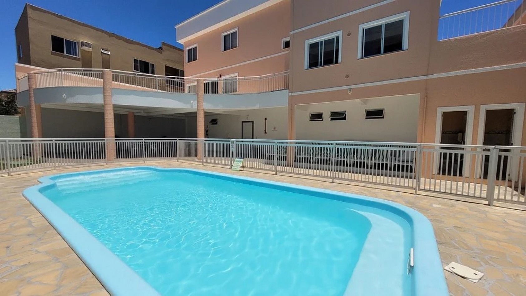 Departamentos en Complejo con Piscina, proximo al mar