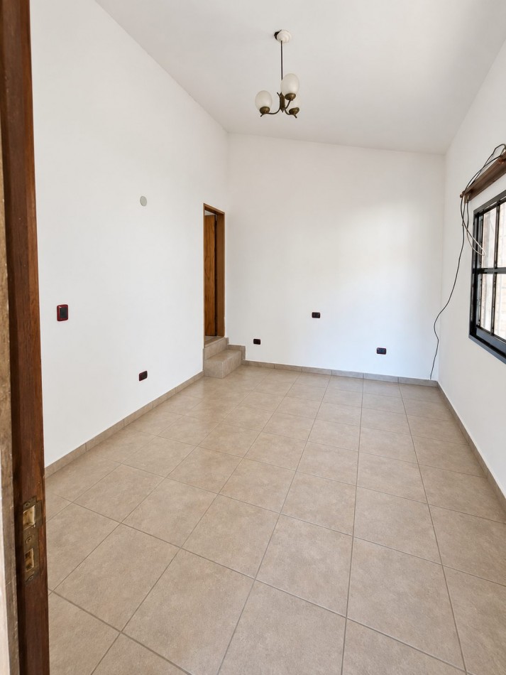 CASA 2 DORMITORIOS - QUINCHO - PILETA EN Bo LA QUINTA