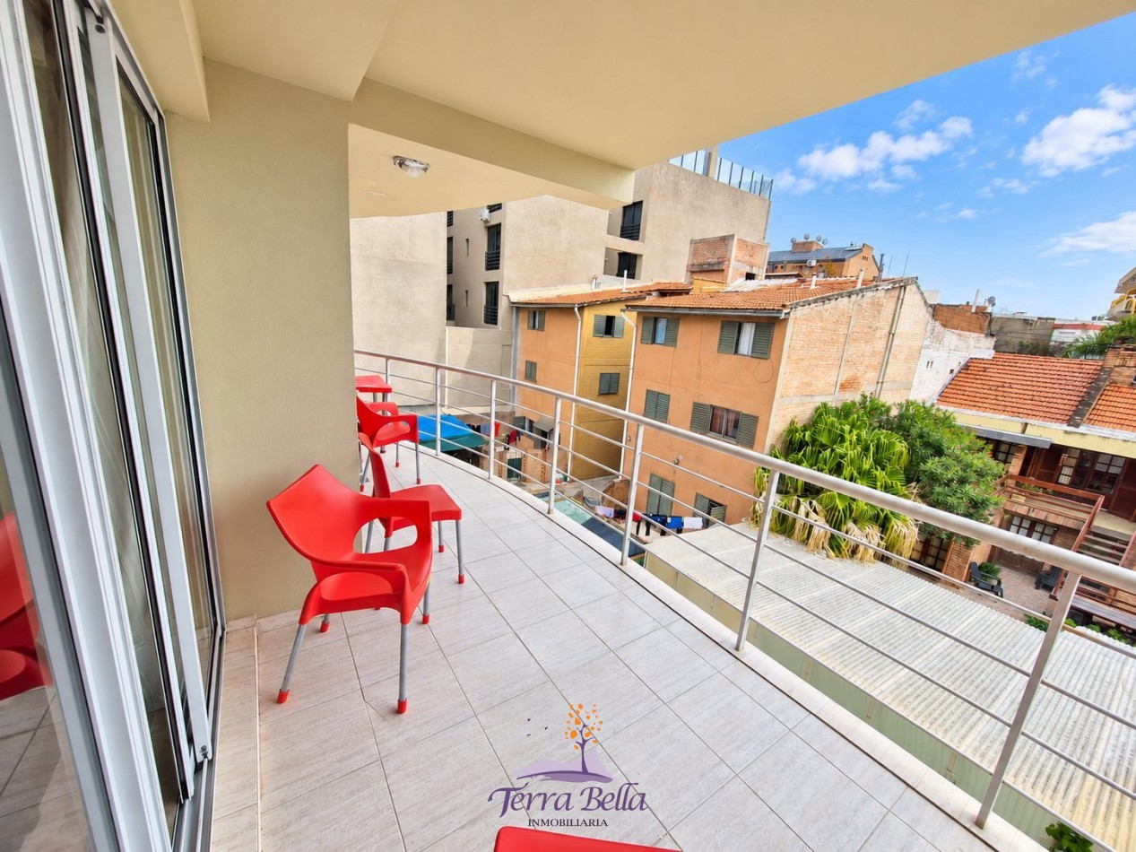 DEPARTAMENTO 2 DORMITORIOS - CENTRICO - PILETA - COCHERA - QUINCHO